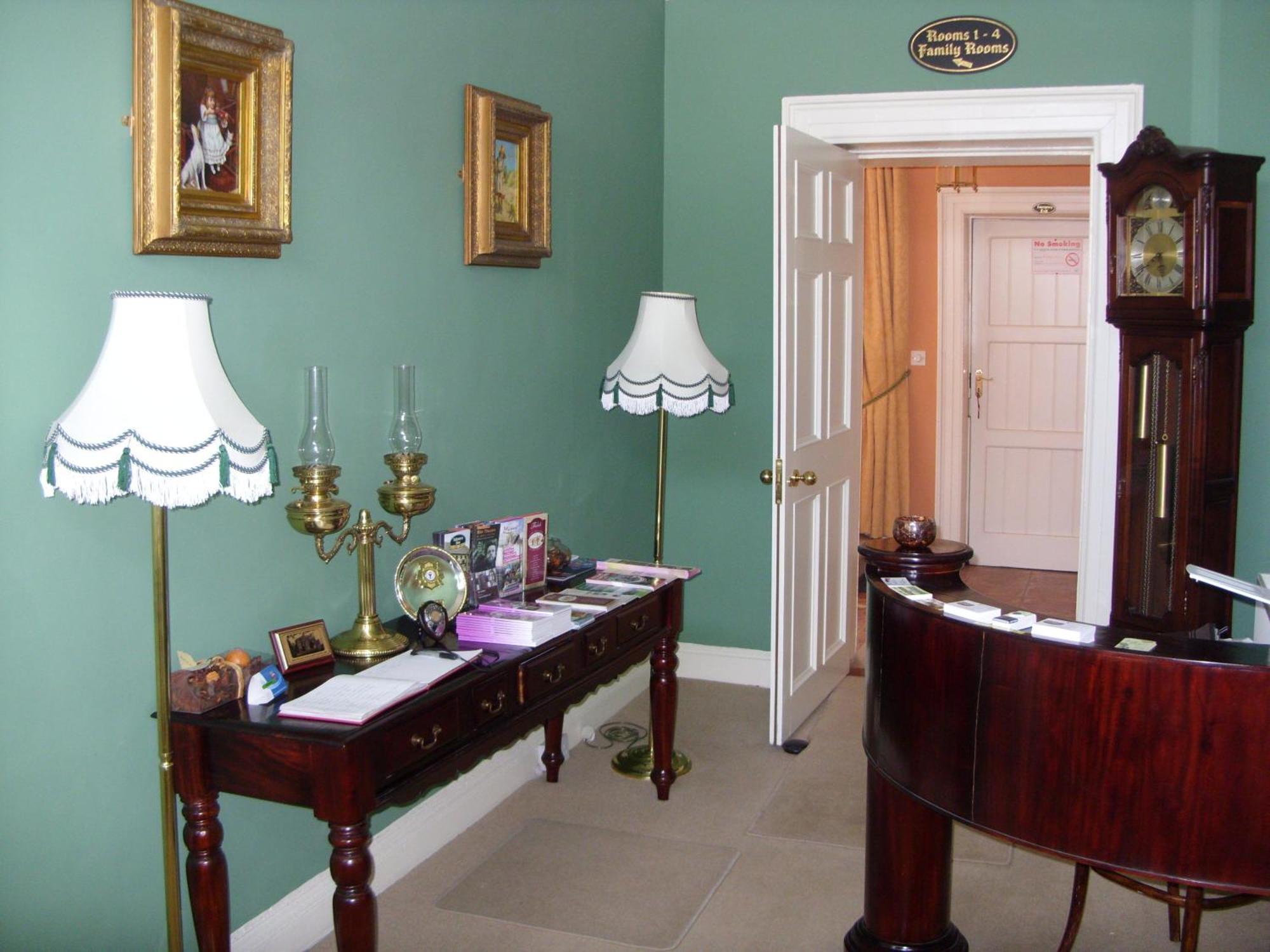 Townsend House Guest House Birr Ngoại thất bức ảnh