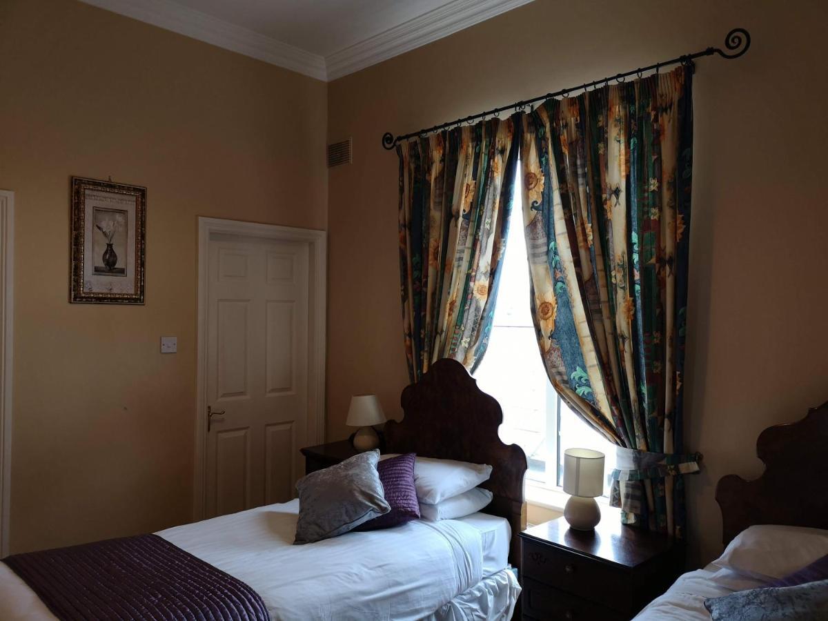Townsend House Guest House Birr Ngoại thất bức ảnh